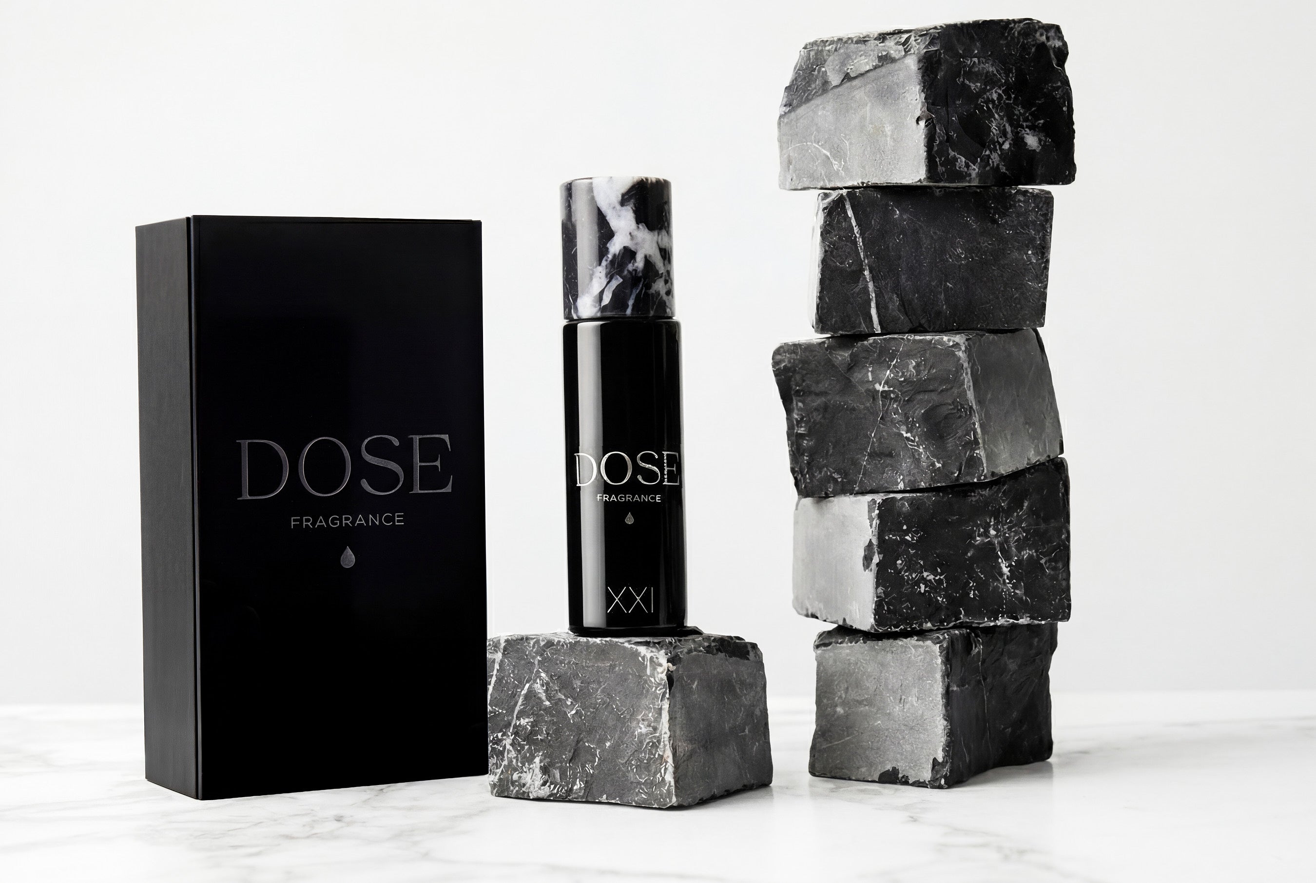 Parfum huileux de niche DOSE Fragrance N°XXI - Vert, vif ,indompté. - roll-on 30ml