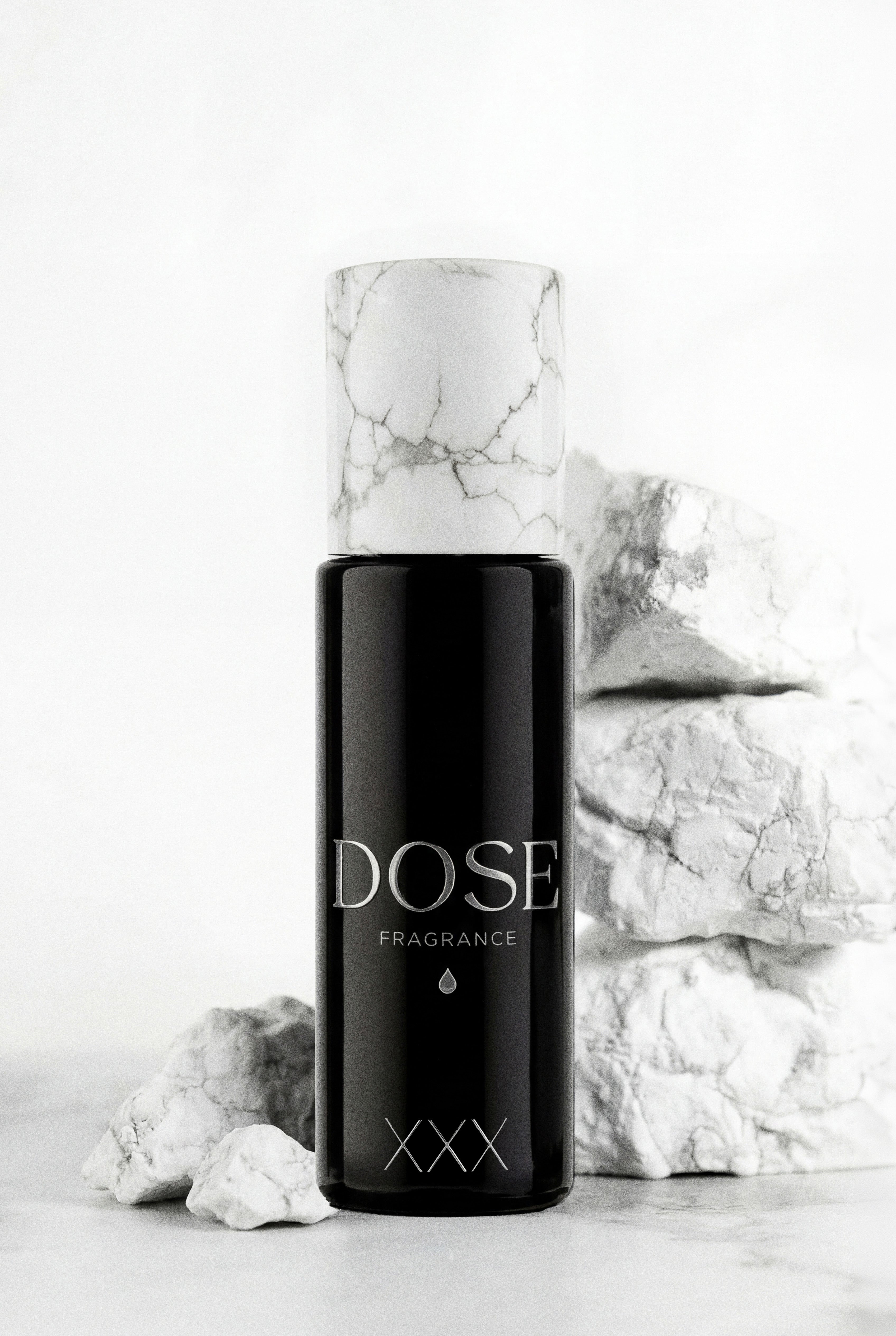 Parfum huileux de niche DOSE Fragrance N°XXX - solaire, floral, sensuel. - roll-on 30ml